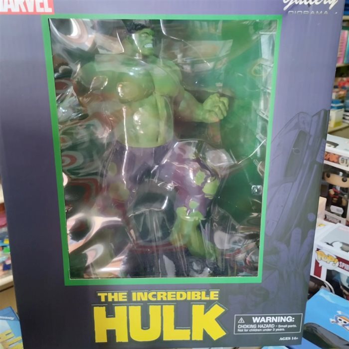 Fumetteria Camelot | The Incredible Hulk Figure 25cm PVC Diamond Select 