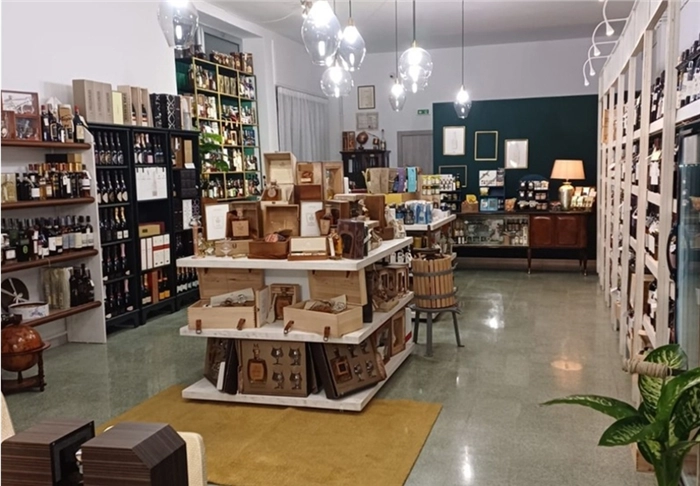 Immagine di Copertina Enoteca Tarantini Di Tarantini Riccardo